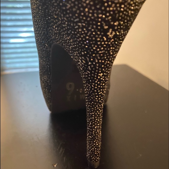 Mix No. 6  SARTI Gun Metal Sparkle Pumps - Picture 3 of 6